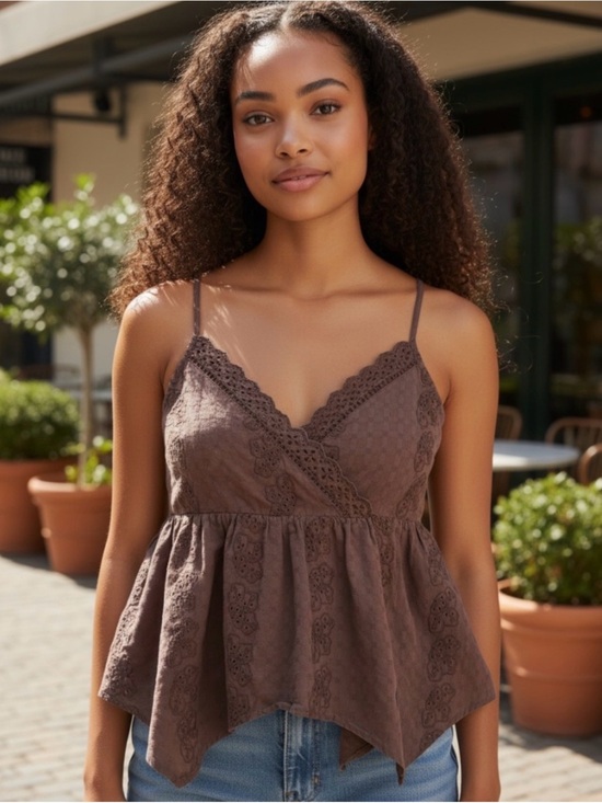 American Eagle Outfitters Tops - American Eagle Outfitters Brown Eyelet Lace Trim Peplum Tank